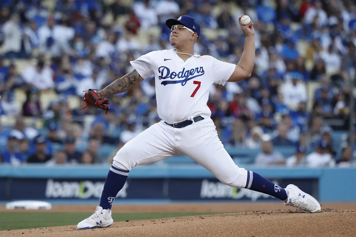 Julio Urías es el primer mexicano líder en efectividad de la NL