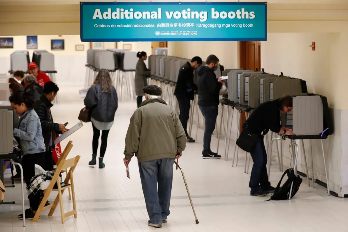 ¿Cómo votaron los latinos en las midterms 2022?