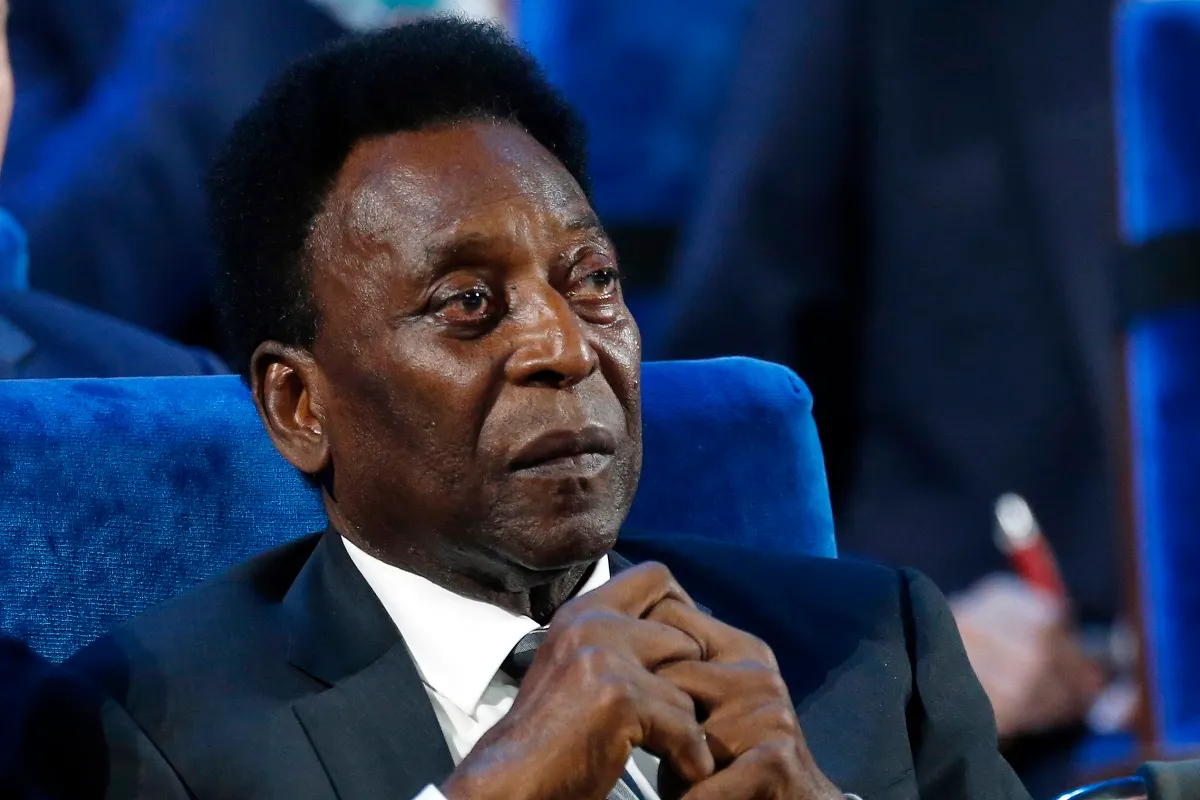 Pelé fue hospitalizado tras agravarse su salud