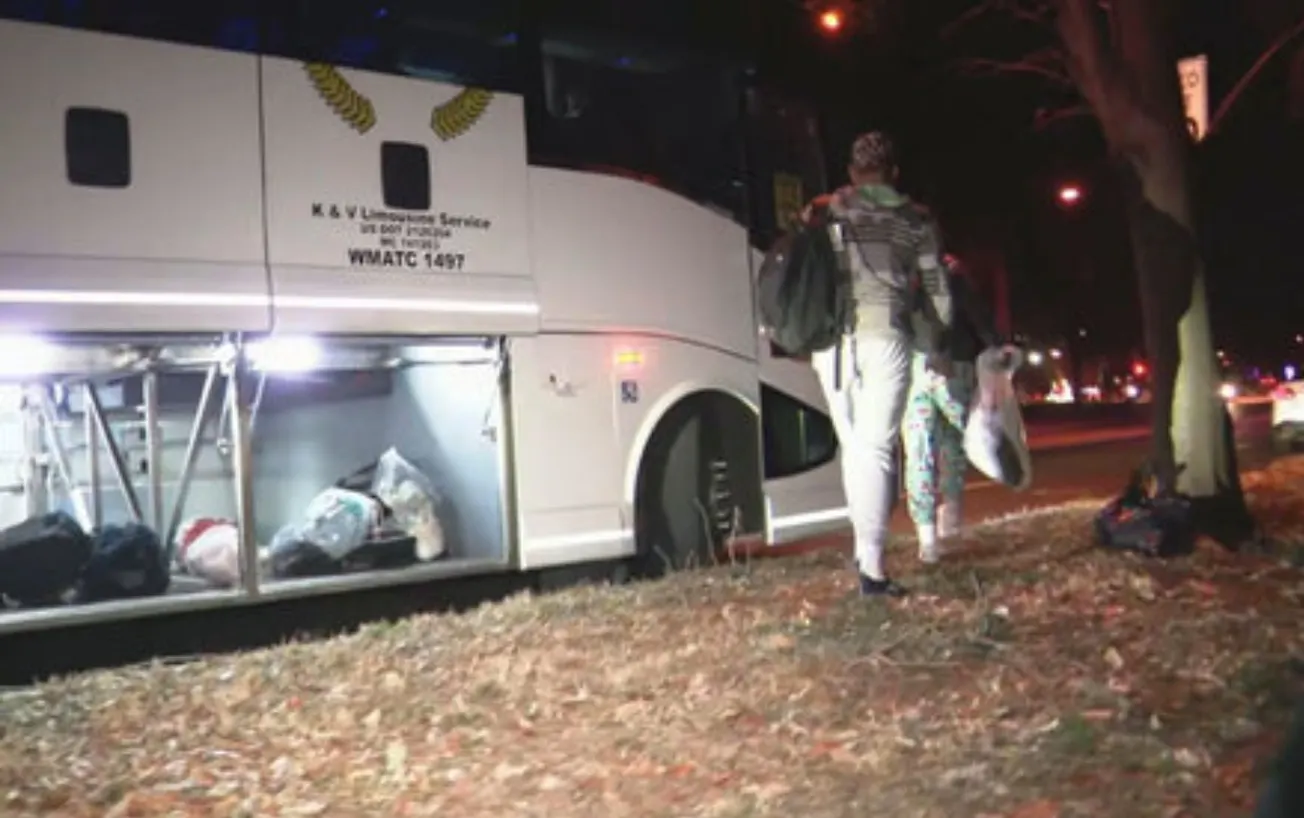 ¿Qué pasó con los migrantes enviados a la casa de Kamala Harris en Nochebuena?