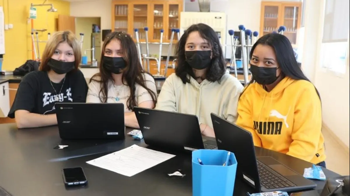 Escuelas públicas charter en DC: los pros de inscribir a sus hijos en estos planteles