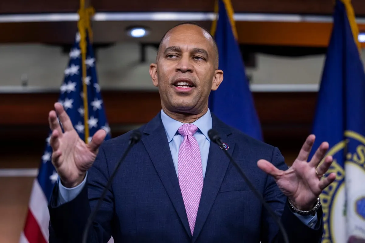 Hakeem Jeffries: Abanderado del partido Demócrata para recuperar la Cámara