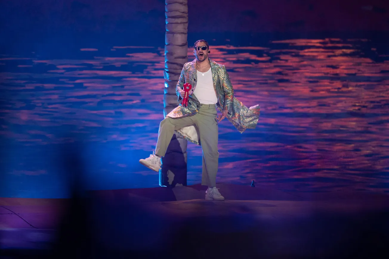 México multará a Ticketmaster luego de que fans de Bad Bunny se quedaran afuera del concierto