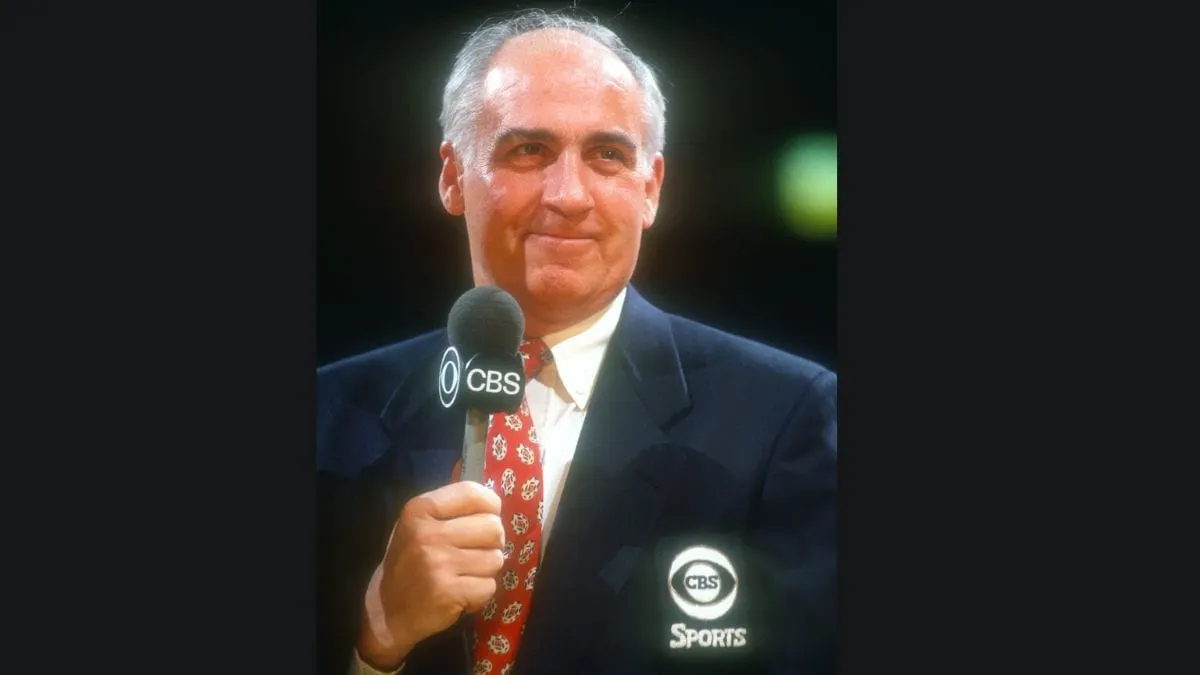 Murió Billy Packer, destacado comentarista y analista de baloncesto universitario