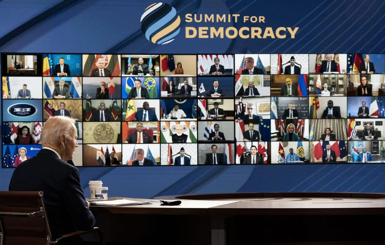 Las democracias del mundo deben permanecer unidas