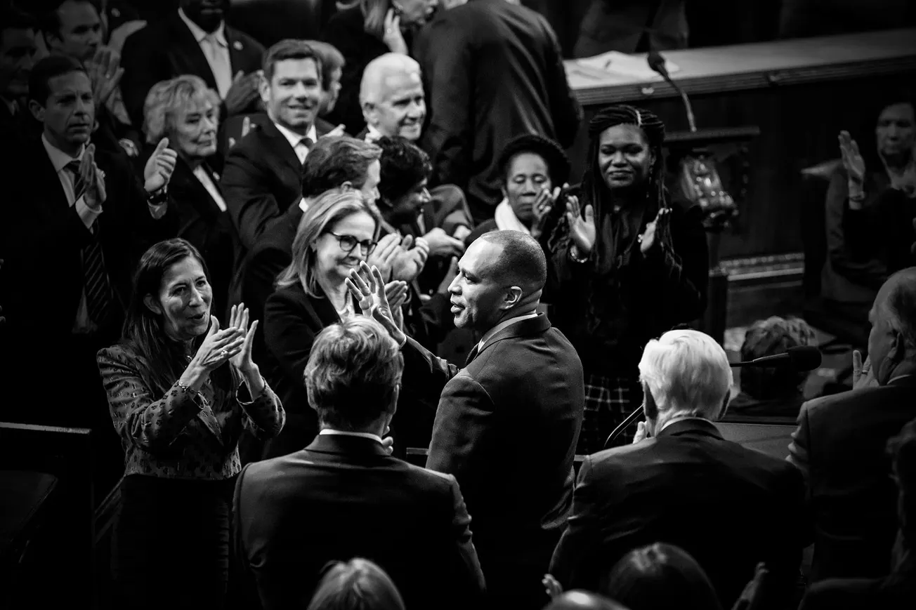 ¿Podrá Hakeem Jeffries arrear al rebaño felino demócrata?