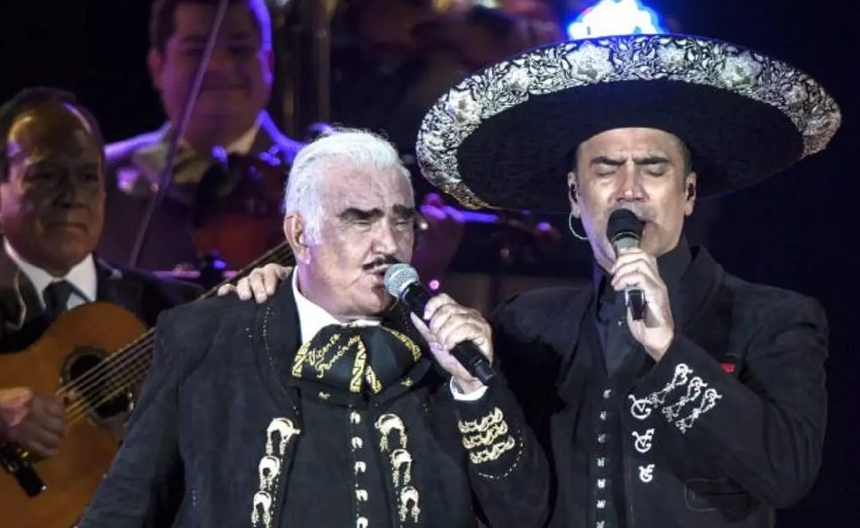 Alejandro Fernández y su padre