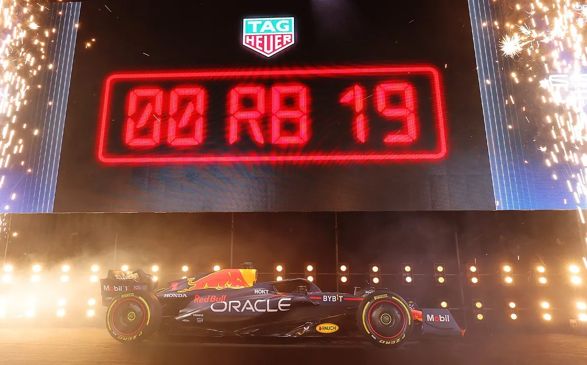 Red Bull presentó el RB19, el nuevo monoplaza de Checo Pérez