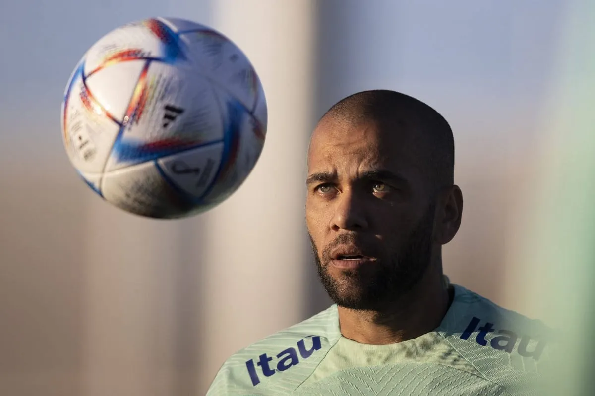 Dani Alves se queda sin patrocinantes y Pumas le exige una indemnización millonaria