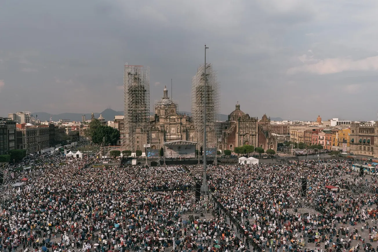 La democracia mexicana, que costó tanto trabajo, está en peligro