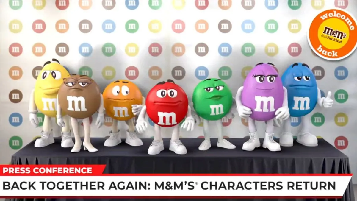 Volvieron las mascotas de M&M´s: los caramelos anunciaron su regreso durante comercial del Super Bowl