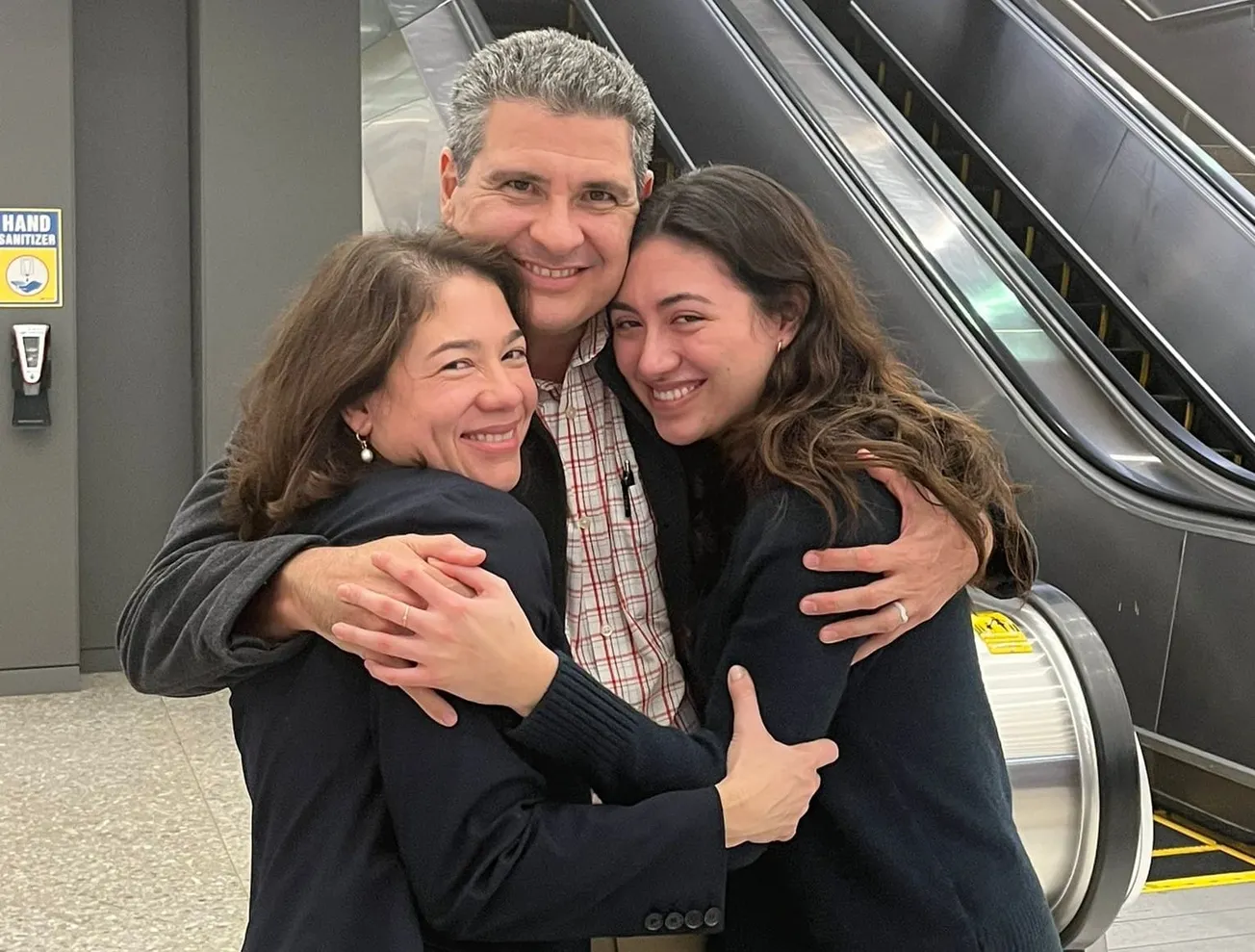 Los 222 nicaragüenses expulsados por el régimen de Daniel Ortega llegaron a Virginia con parole humanitario