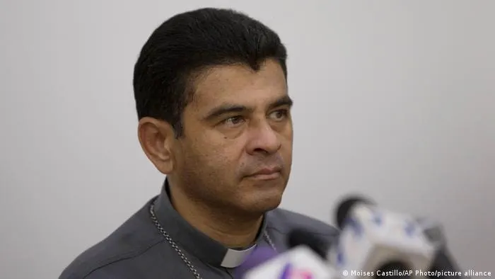 Nicaragua condena al Obispo Rolando Álvarez a 26 años de prisión