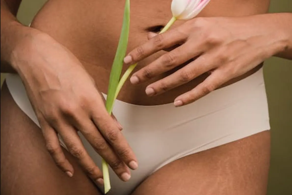 Pink tax: las mujeres pagan más impuestos por su ropa interior que los hombres