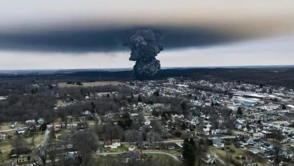 tren-descarrilado-ohio