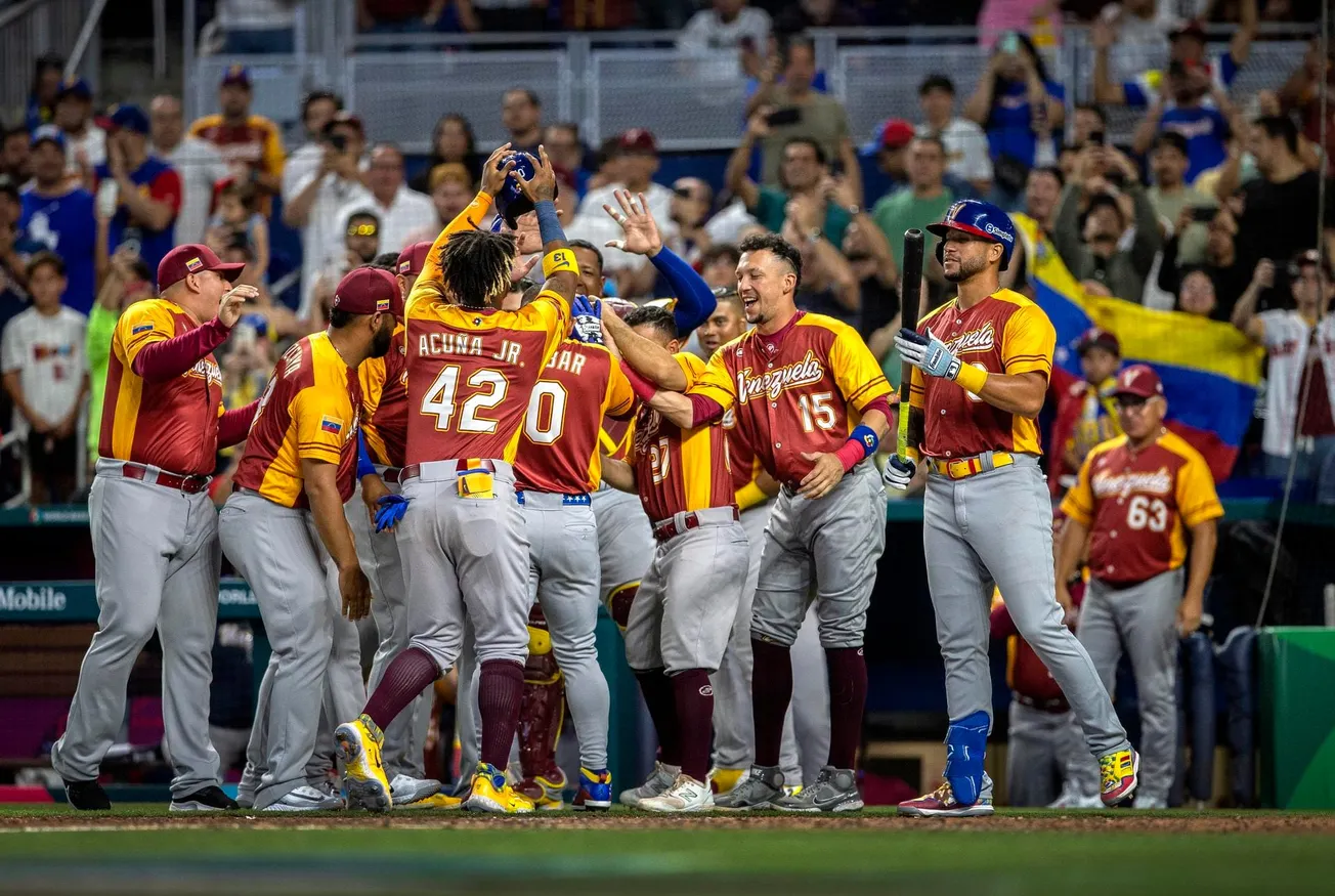 Venezuela entra invicta a los cuartos de final del Clásico Mundial de Béisbol