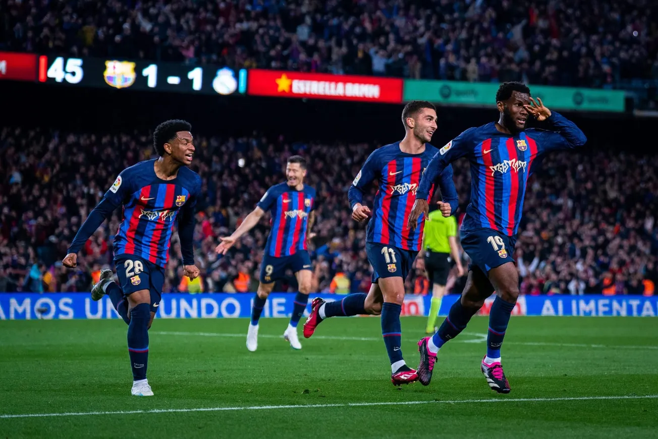 Barcelona venció 2-1 al Real Madrid en el Clásico