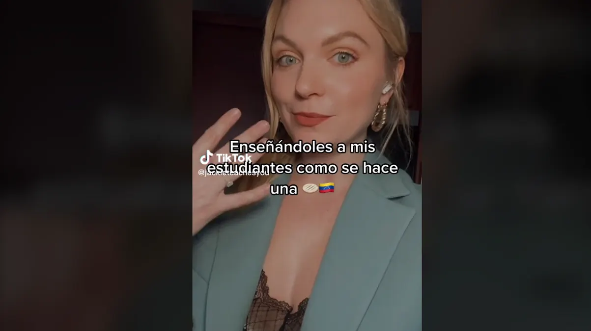 Una profesora de Chicago enseñó a sus estudiantes a preparar arepas