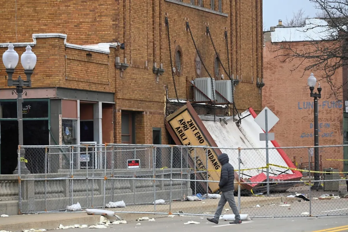 Un muerto y más de dos docenas de heridos tras un tornado en Belvidere