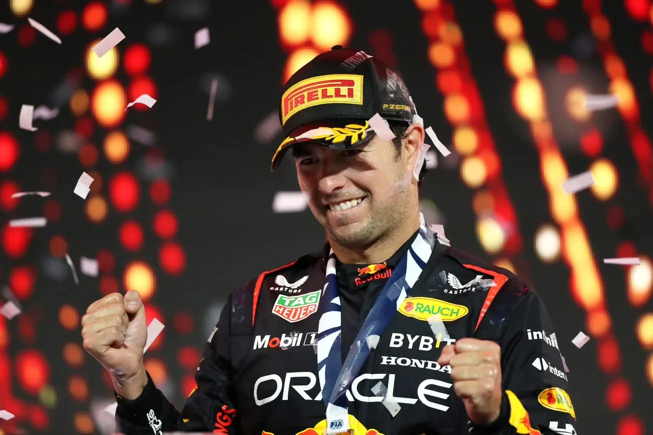 Checo Pérez tras ganar el GP de Arabia Saudita