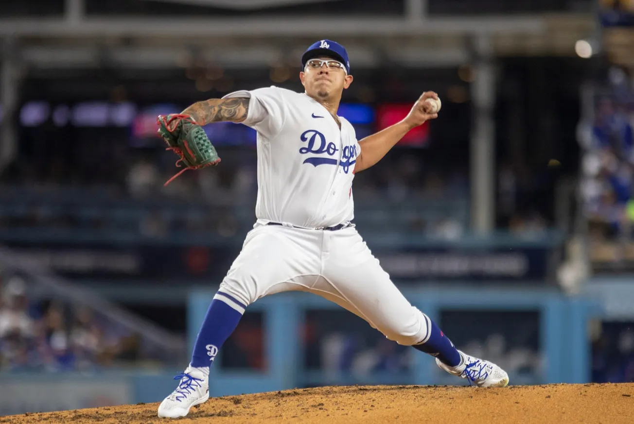Julio Urías Dodgers.