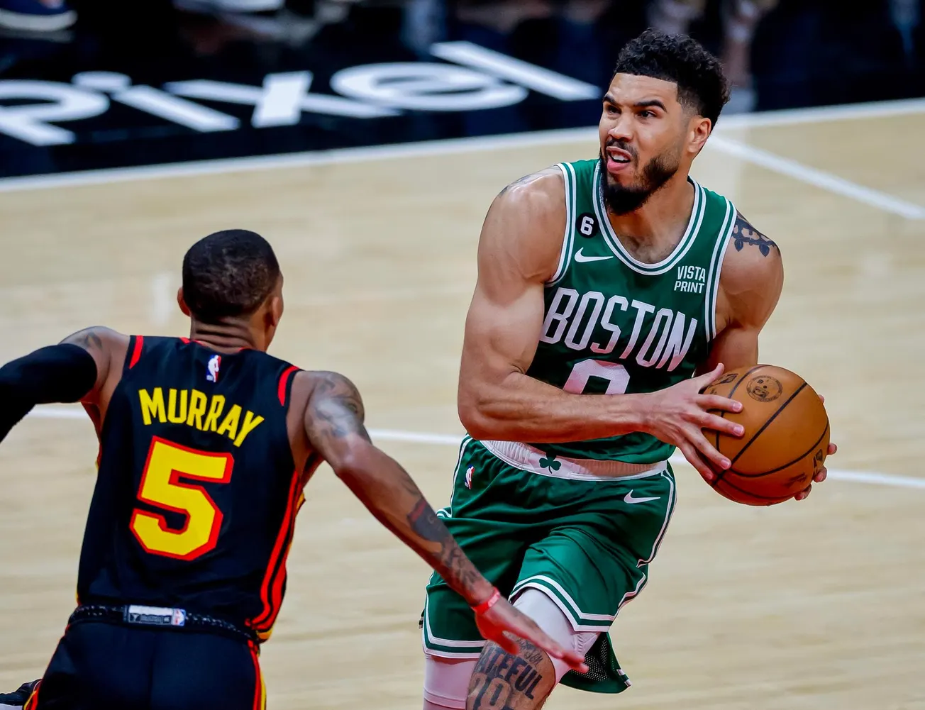 Jasyon Tatum en duelo entre Celtics y Hawks de los NBA Playoffs