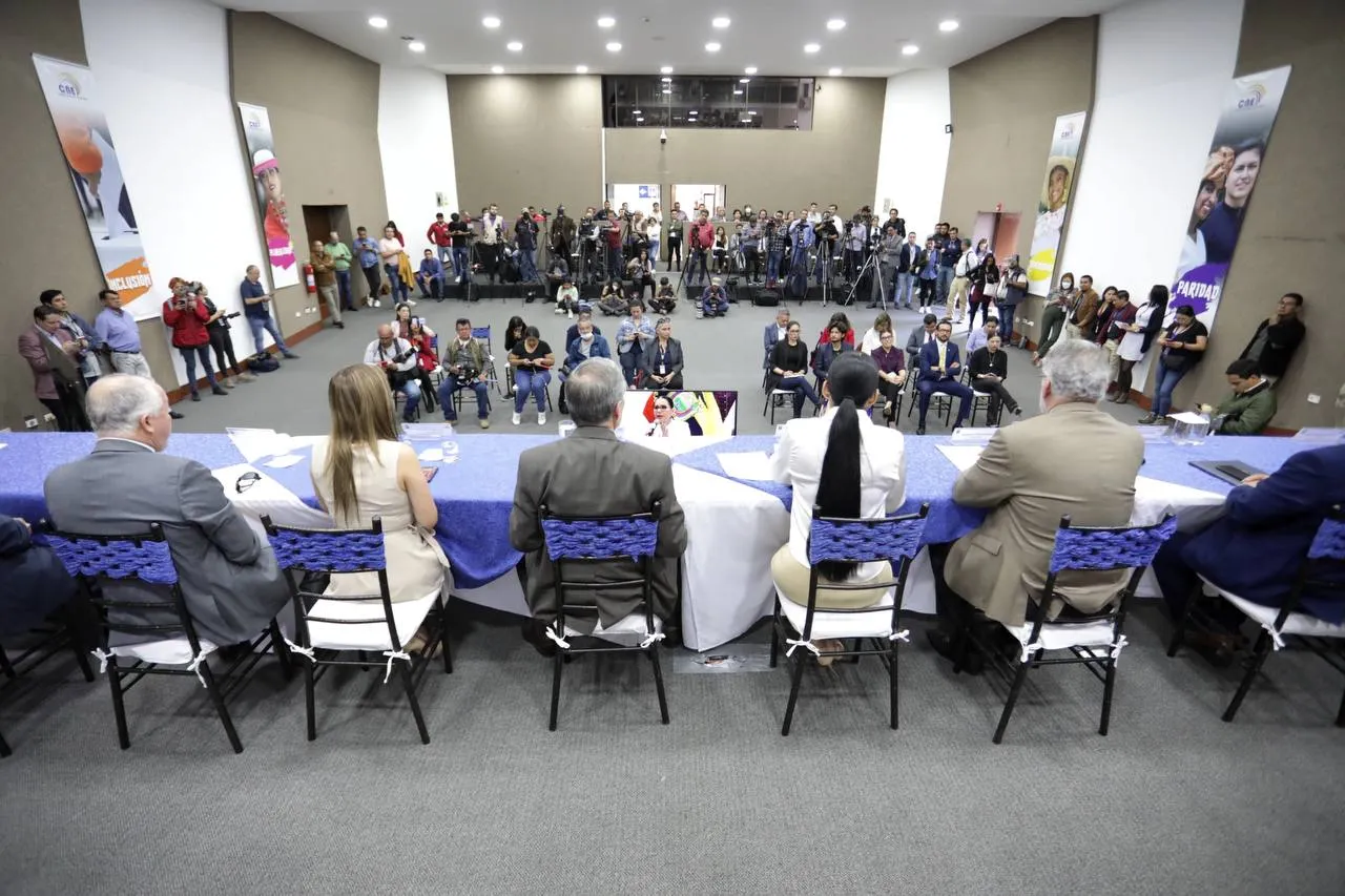 Elecciones en Ecuador serán el 20 de agosto