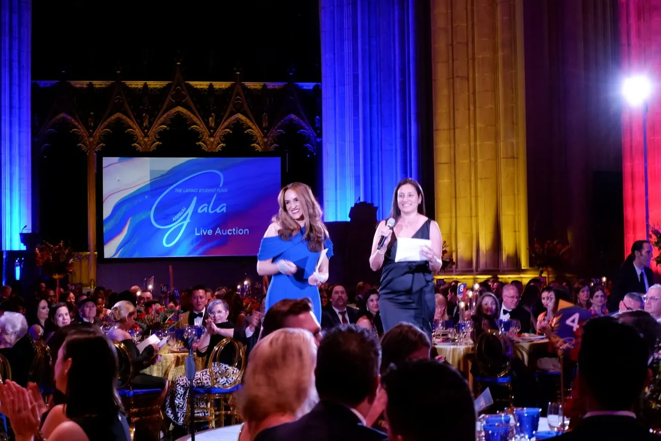 La Catedral Nacional de Washington DC se vistió de colores para la gala anual del Latino Student Fund