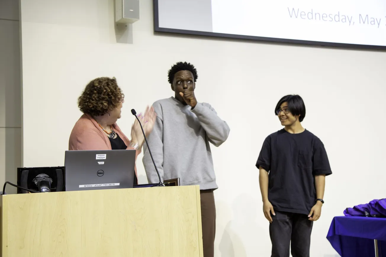 Estudiante latino del Montgomery College obtiene la beca Jack Kent Cooke