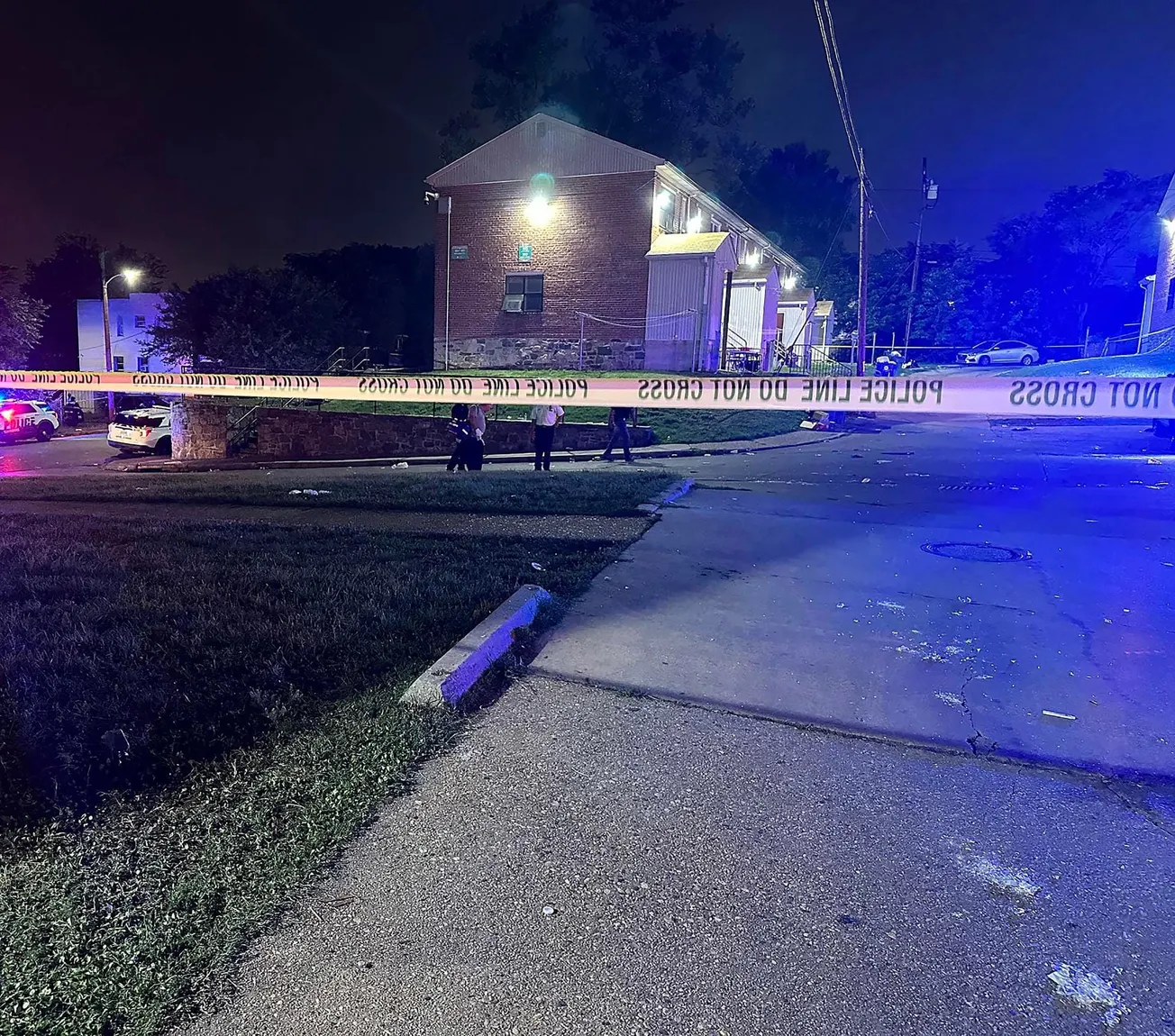 Tiroteo masivo en Baltimore deja dos víctimas mortales y decenas de heridos en una fiesta callejera