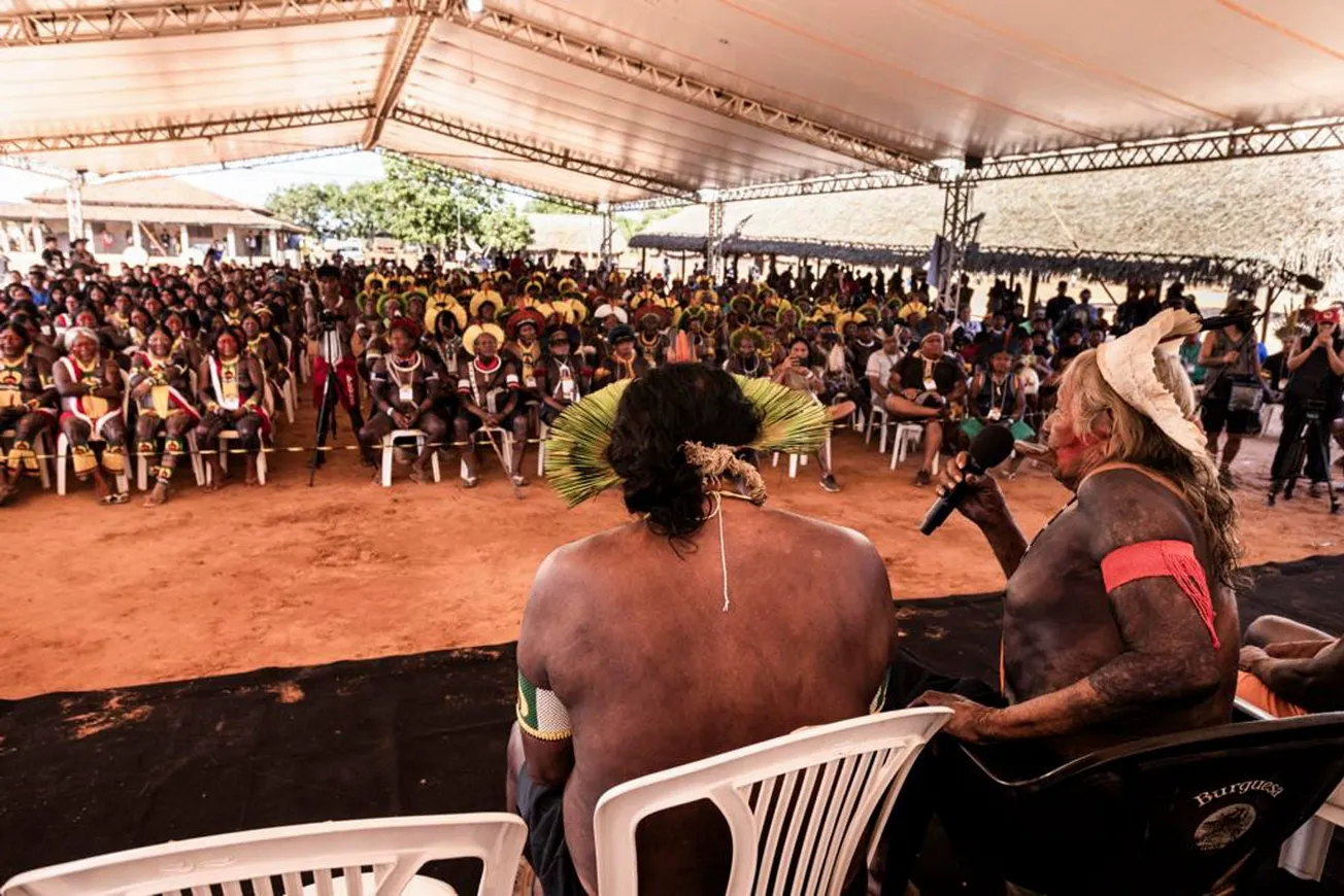 El internet satelital de Starlink abre una ventana al mundo a los indígenas de la Amazonía