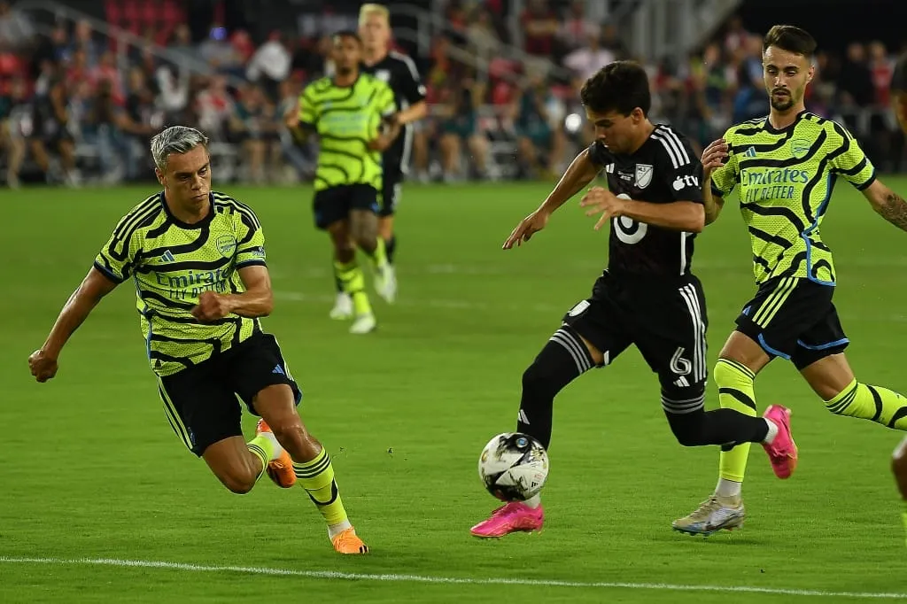 Arsenal vence al equipo de las Estrellas de la MLS en una victoria dominante