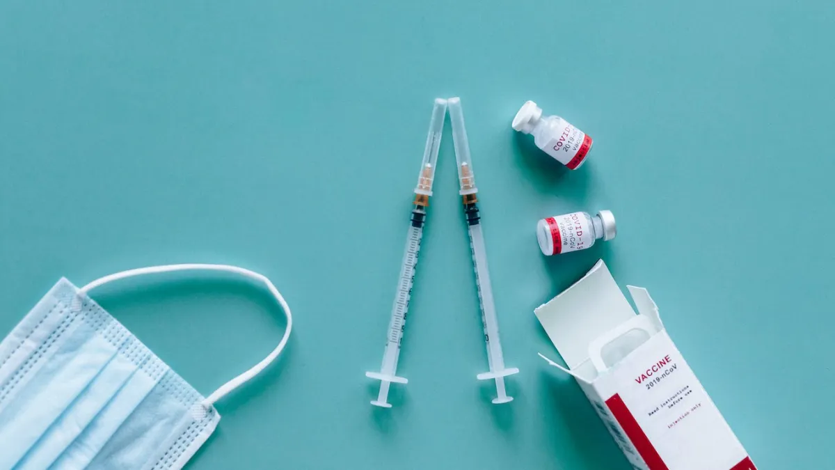 La planta de Pfizer dañada por un tornado no produce vacunas contra el COVID-19