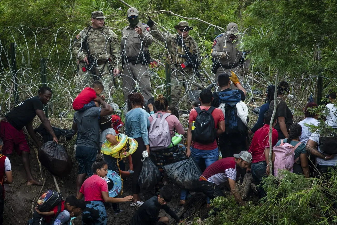 inmigrantes compuertas Arizona