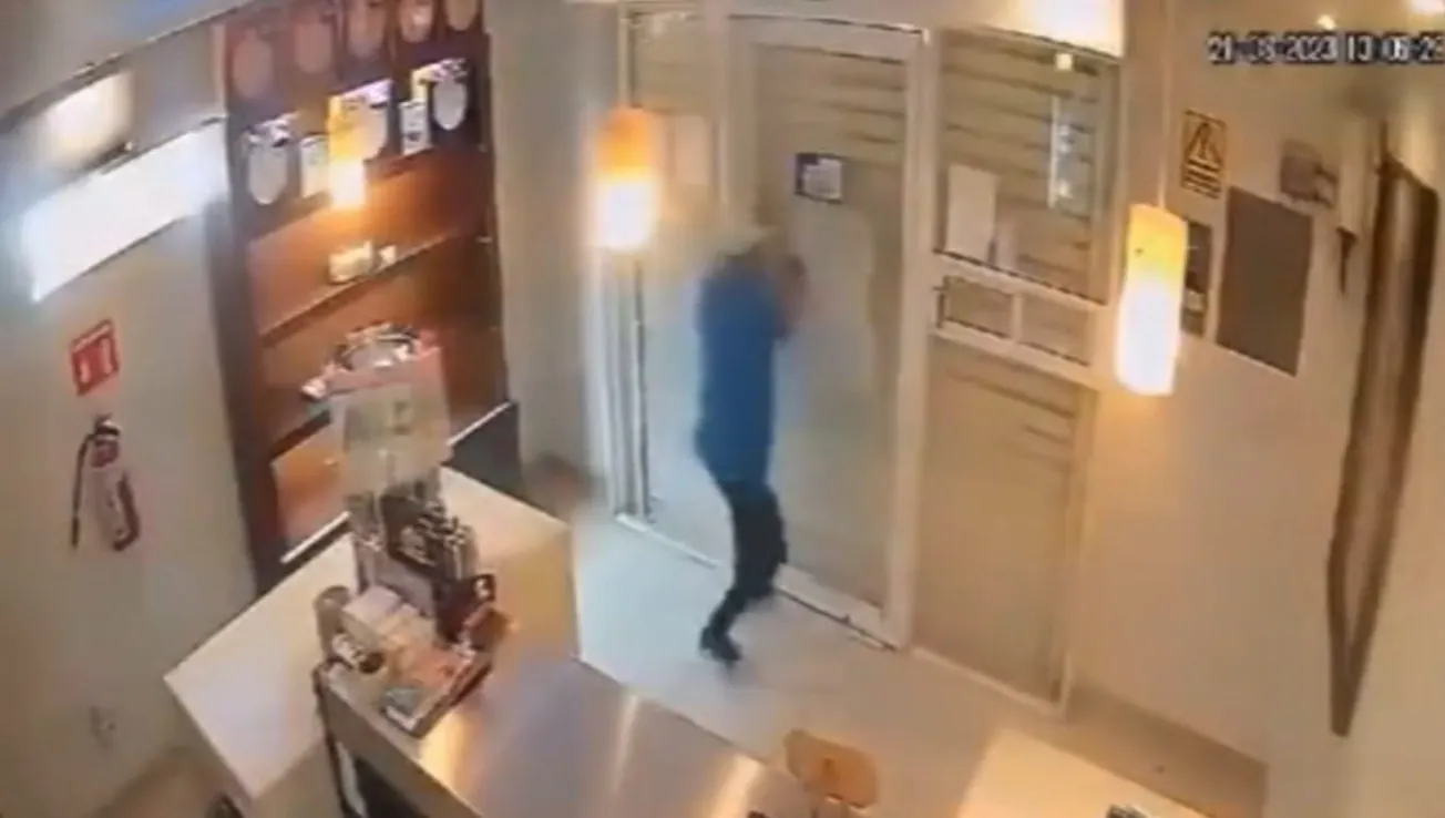 Mujer encerró a ladrón que intentó robar la panadería en la que trabaja