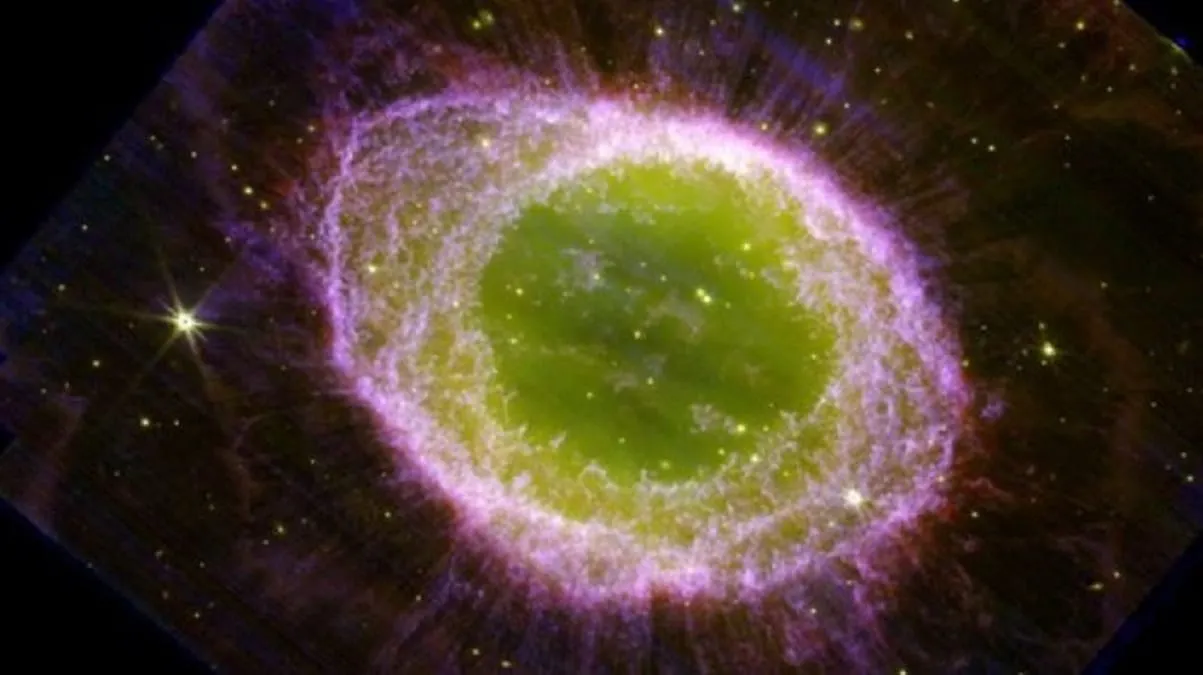 Telescopio James Webb muestra nuevas imágenes de la Nebulosa del Anillo