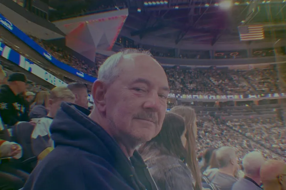 Adolescentes atropellan a policía