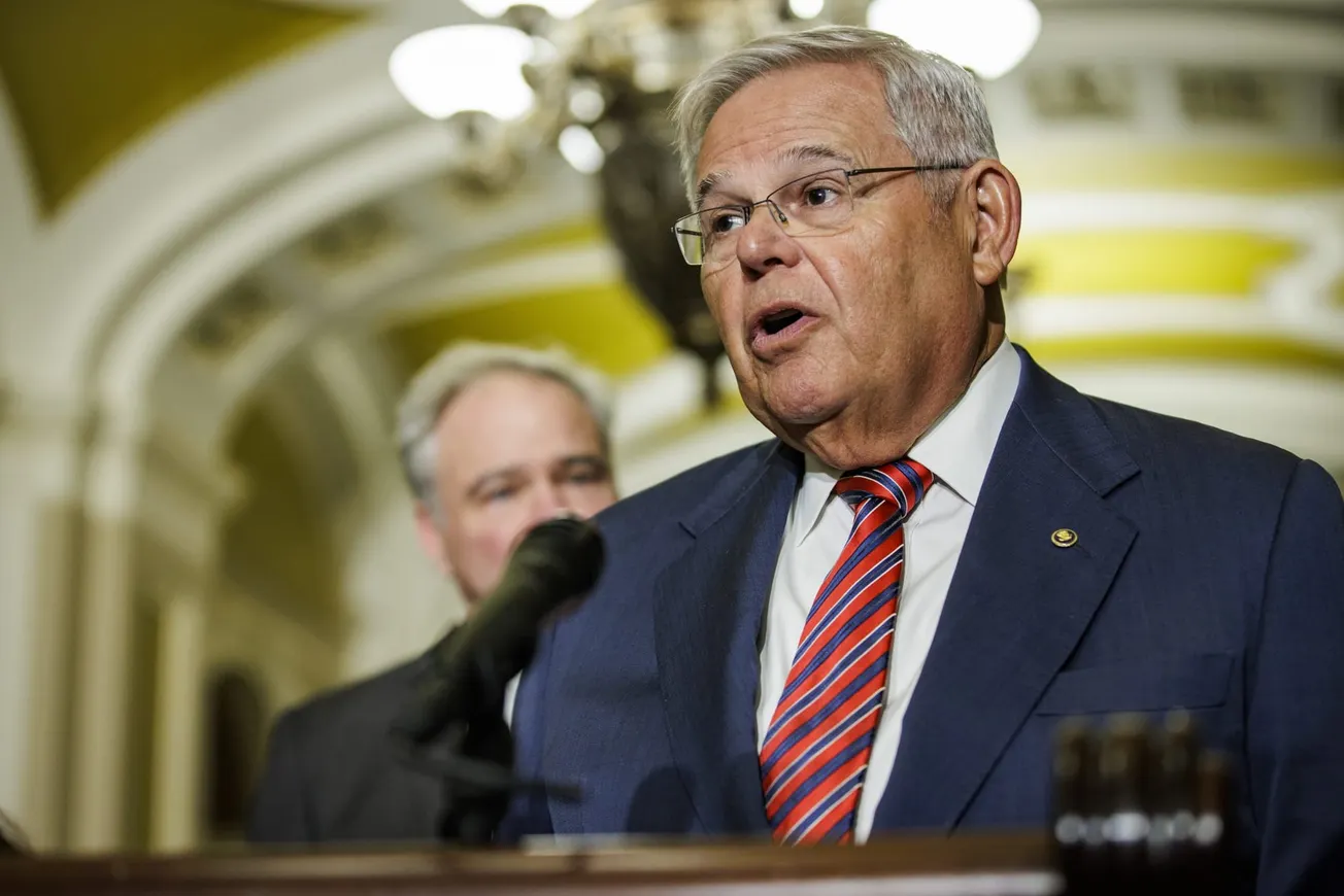 Bob Menéndez acusado de corrupción