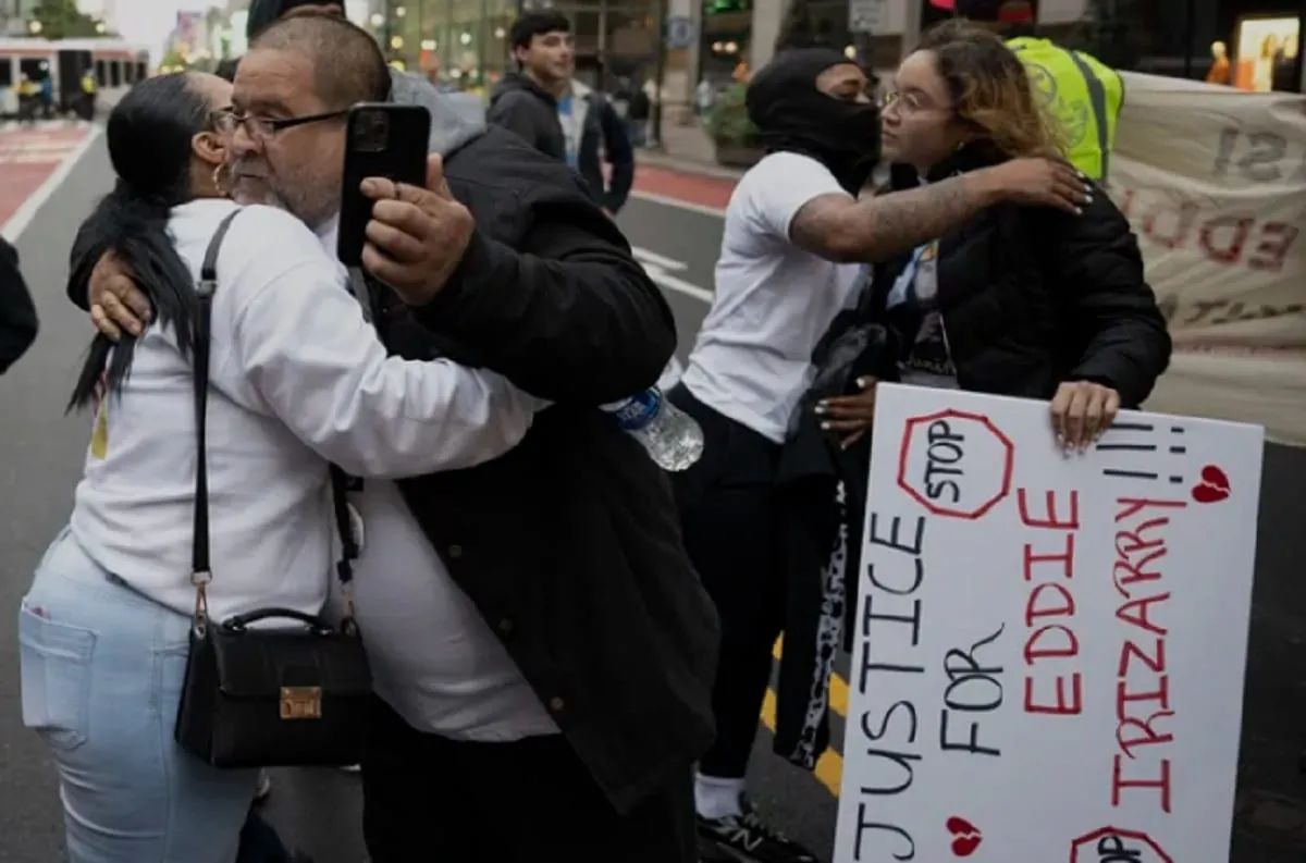 Familia de Eddie Irizarry demandó por homicidio culposo al ex policía de Filadelfia