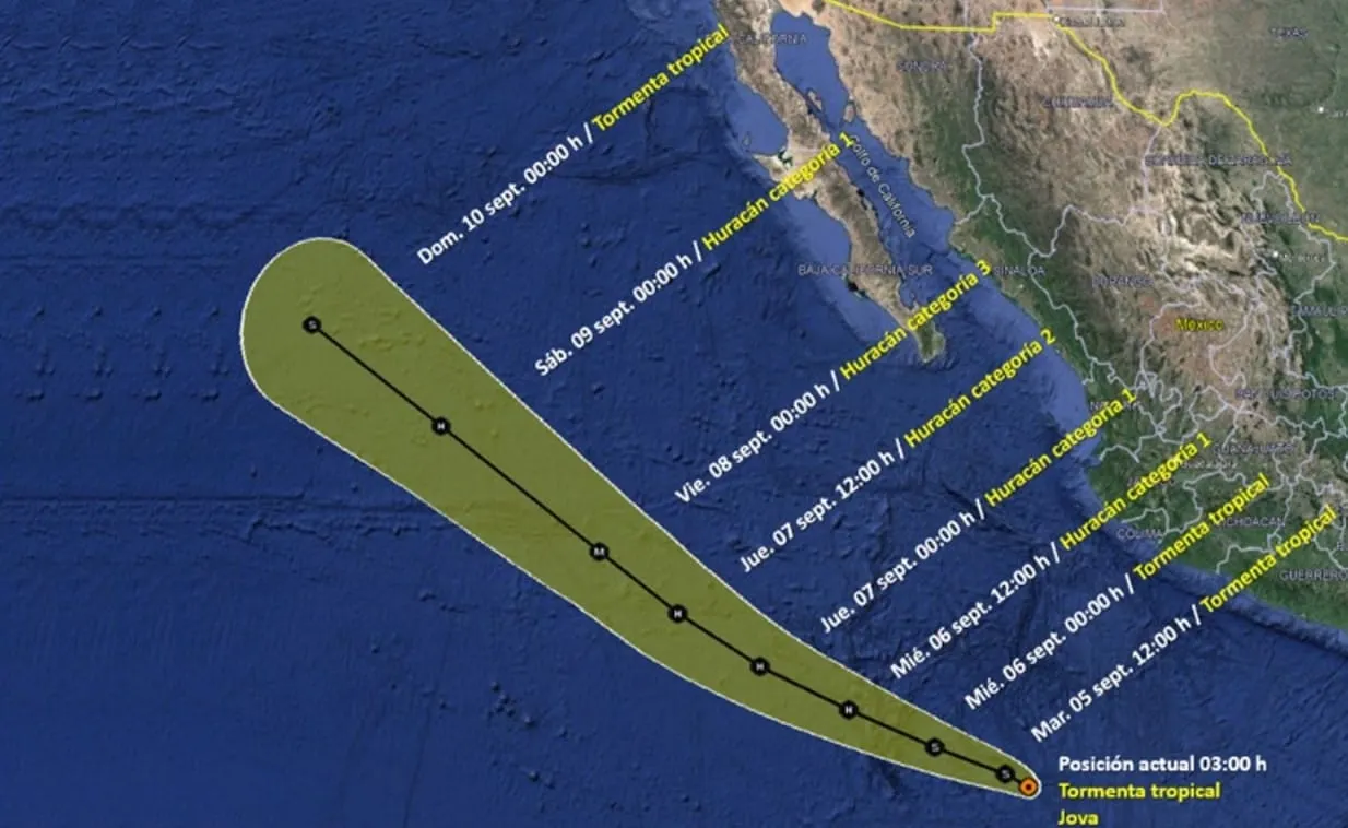 México se prepara para el paso del huracán Jova