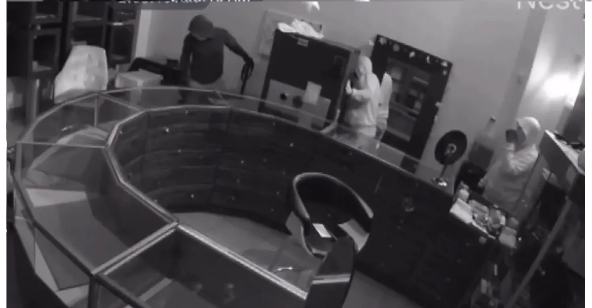 Robo de Joyería en Miami