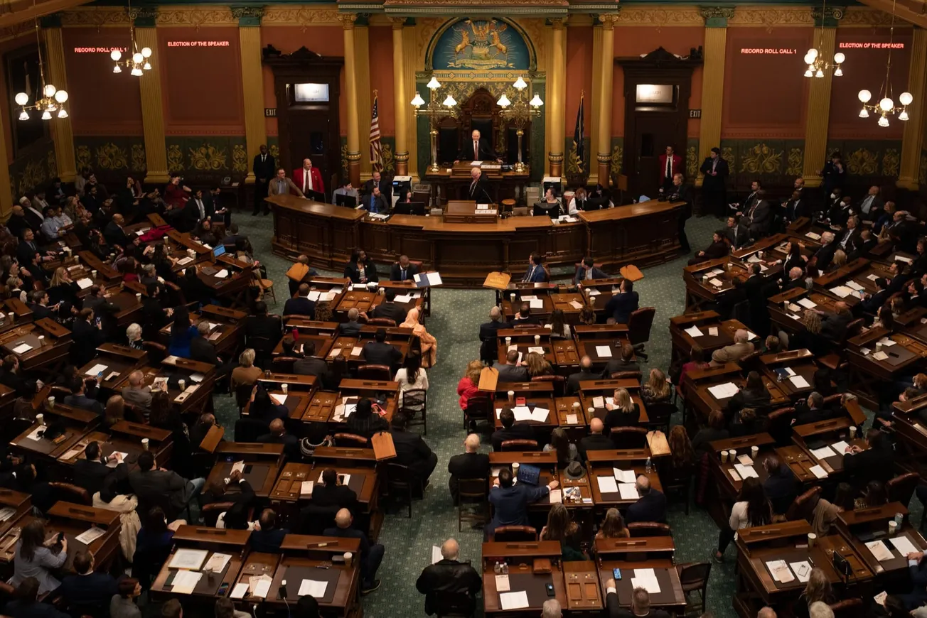 Permisos de trabajo a inmigrantes