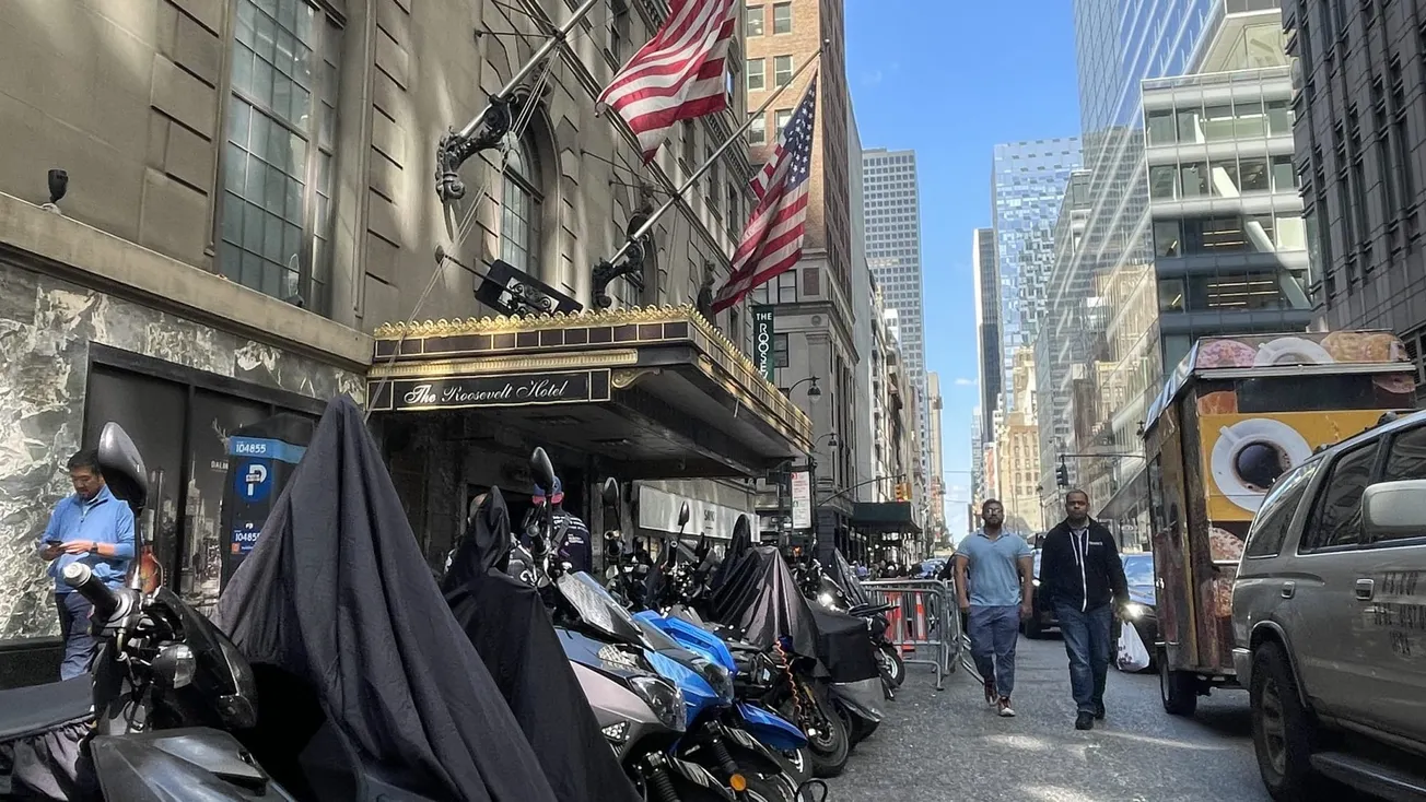 Roosevelt Hotel - Inmigrantes en Nueva York