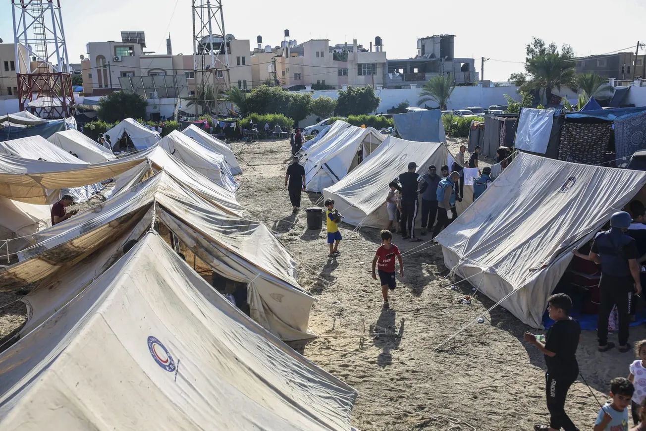 Leyes de la guerra sobre el desplazamiento forzado y los 'escudos humanos'