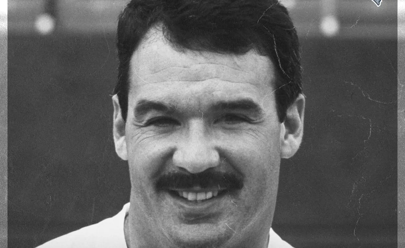 Muere Russ Francis en accidente de avión