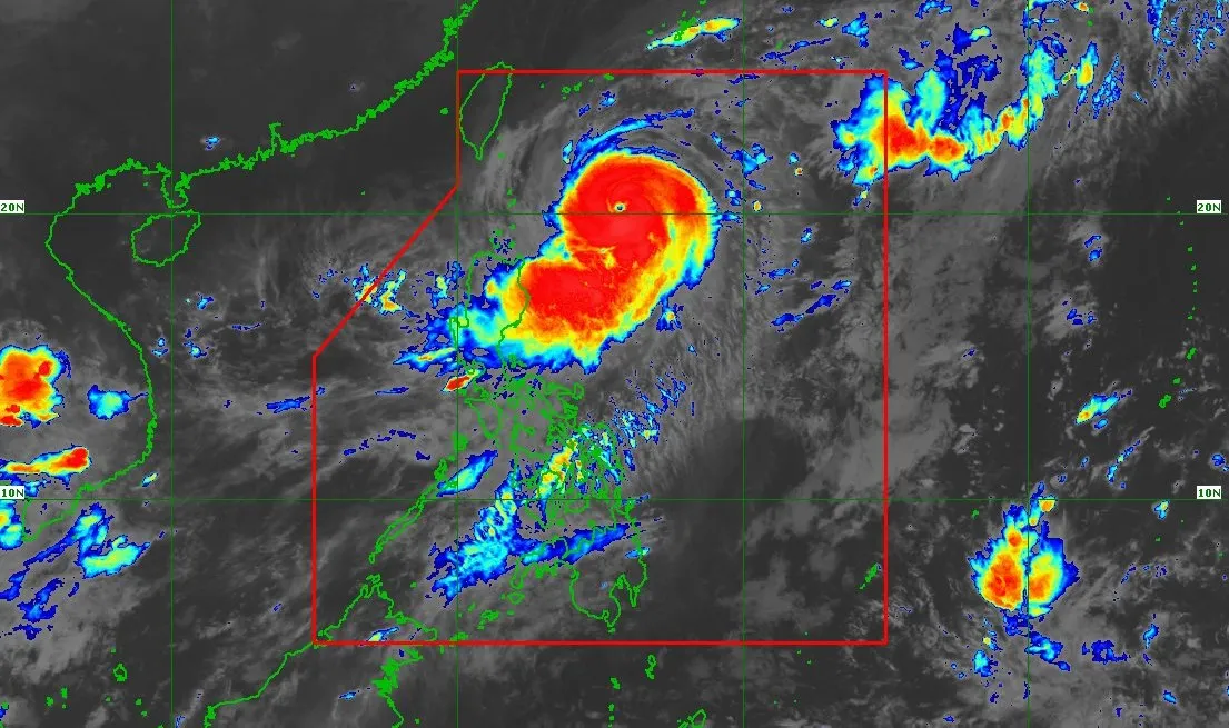 El tifón Koinu se acerca al norte de Filipinas