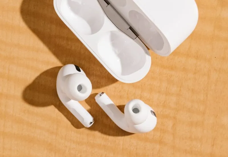AirPods AirTag precio