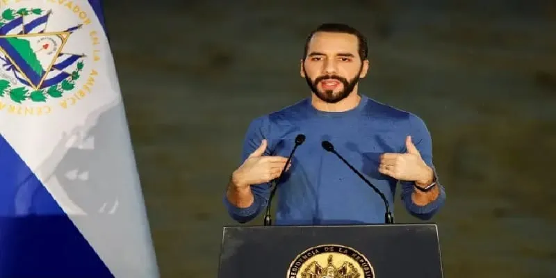 Nayib Bukele manda al fiscal a investigar a su gabinete