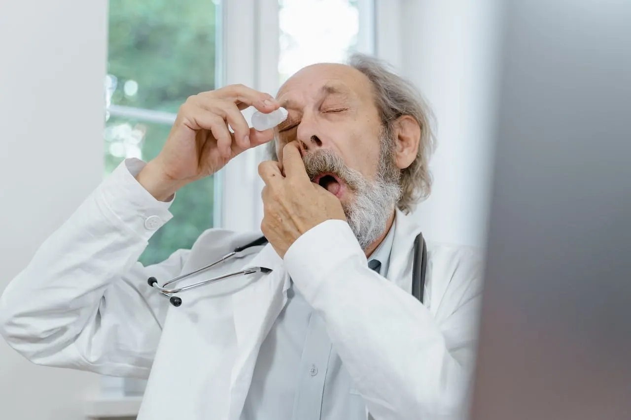 Cómo consultar qué gotas para los ojos han sido retiradas