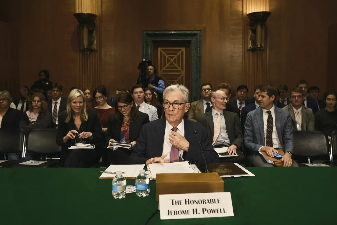 Jay Powell sugiere no engañarse en lucha contra la inflación